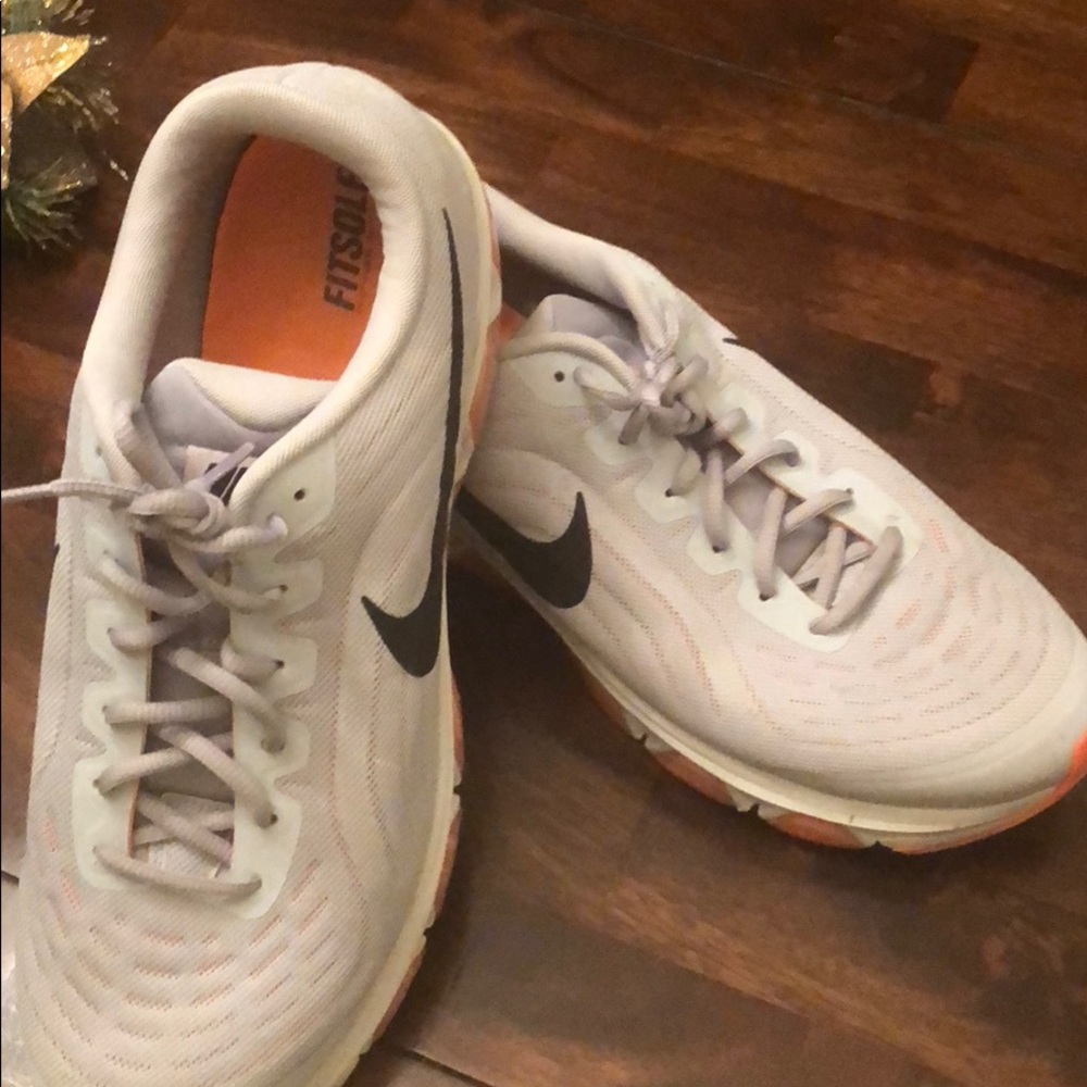 Nike Air Maxx